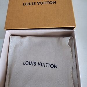 Authentic Louis Vuitton zipper card holder